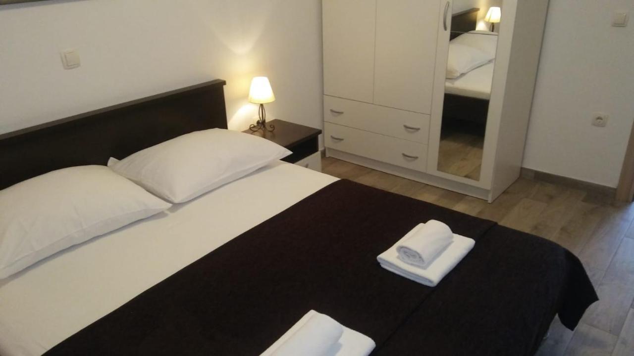 Apartments Valeria Kaštela Екстериор снимка